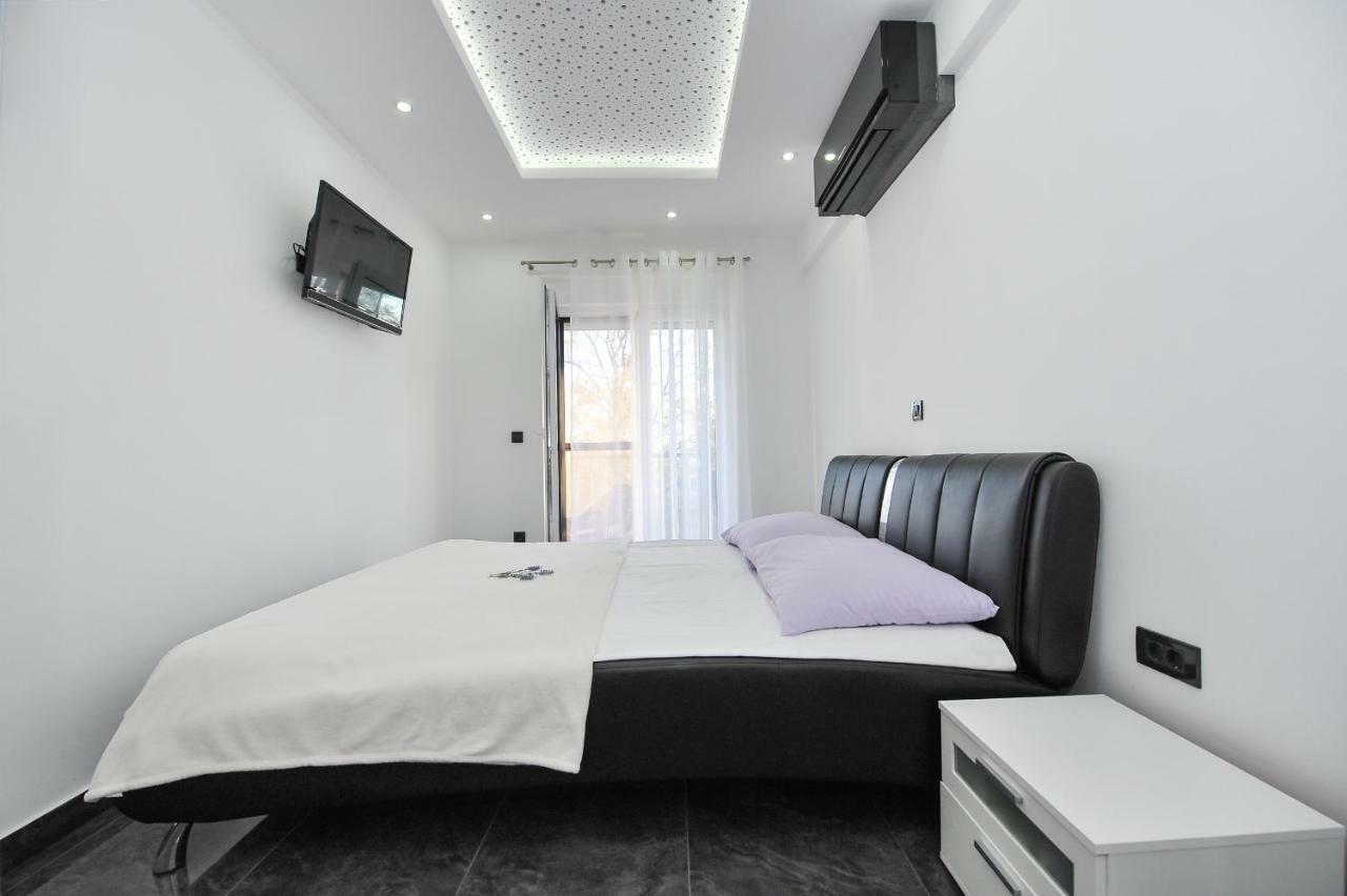 Villa Lily Zadarvillas ปริฟลากา ภายนอก รูปภาพ