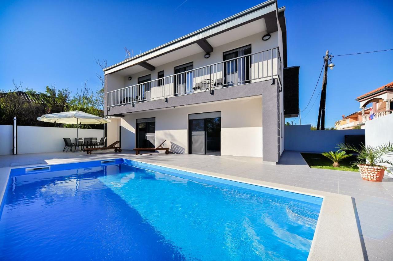 Villa Lily Zadarvillas ปริฟลากา ภายนอก รูปภาพ