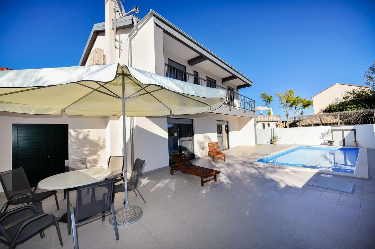 Villa Lily Zadarvillas ปริฟลากา ภายนอก รูปภาพ