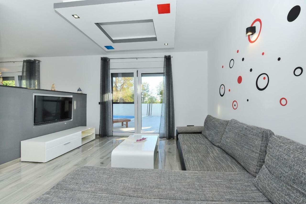 Villa Lily Zadarvillas ปริฟลากา ภายนอก รูปภาพ