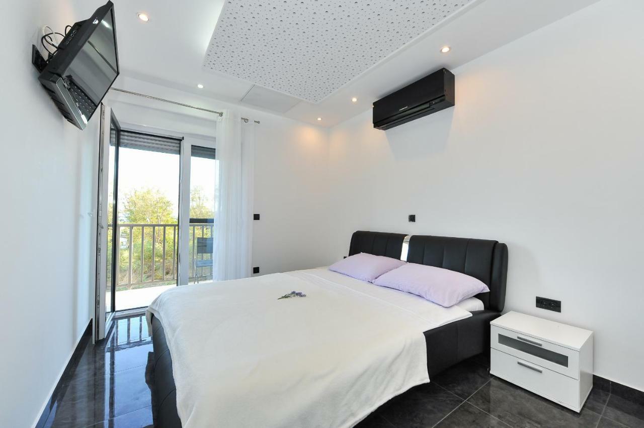 Villa Lily Zadarvillas ปริฟลากา ภายนอก รูปภาพ