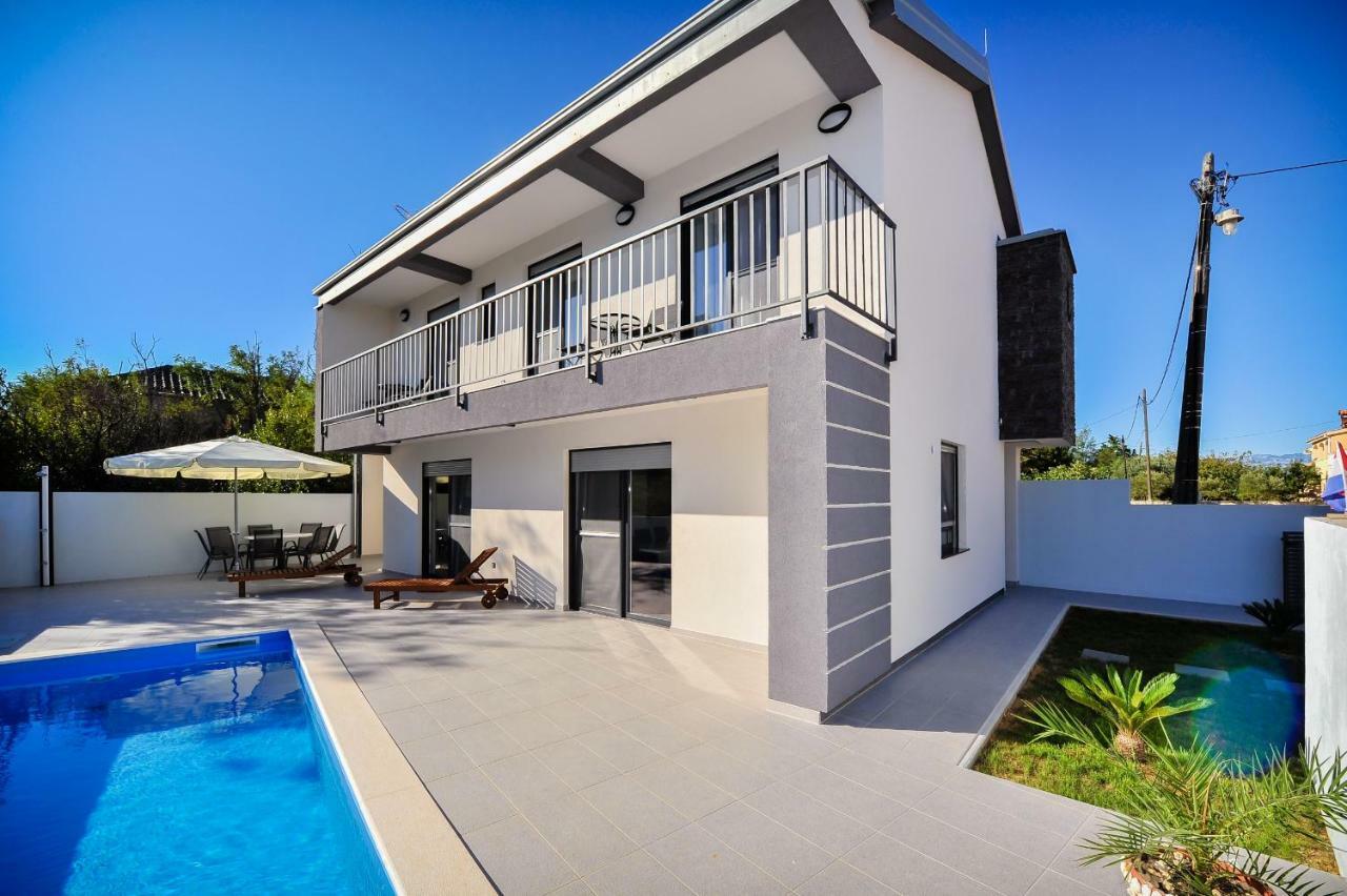 Villa Lily Zadarvillas ปริฟลากา ภายนอก รูปภาพ